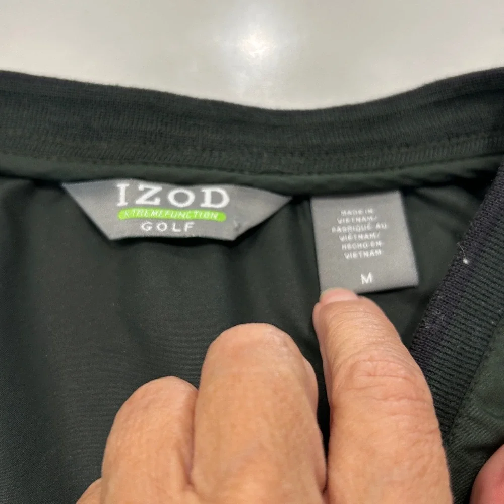 IZOD Golf Pullover Windbreaker Jacket Mens Medium V Neck‎ Long Sleeve
